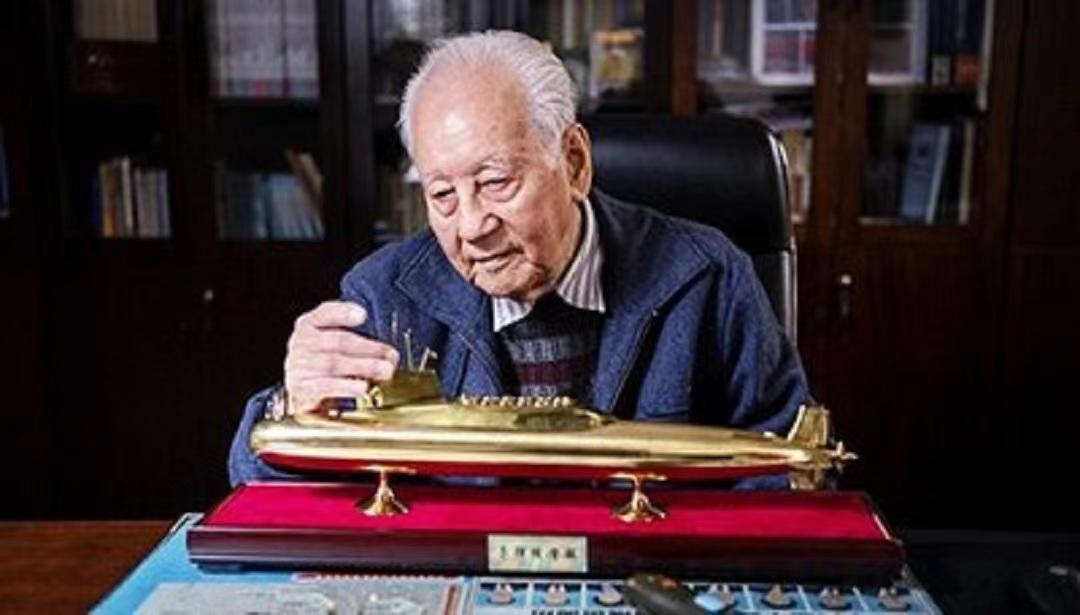 国产潜艇之父——黄旭华的人生传奇，黄旭华，国产潜艇之父的人生传奇