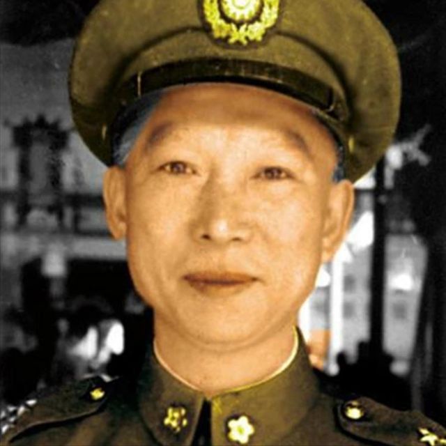 迷彩服与军装的定义及关联探讨，迷彩服与军装的定义及关联深度探讨
