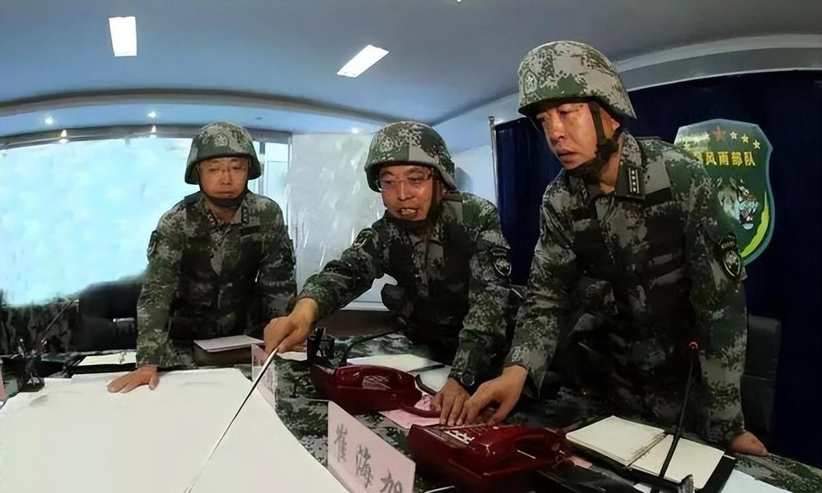勇担使命的侦查先锋——记第12集团军侦查科科长张耀宏，勇担使命的侦查先锋，张耀宏的军旅生涯