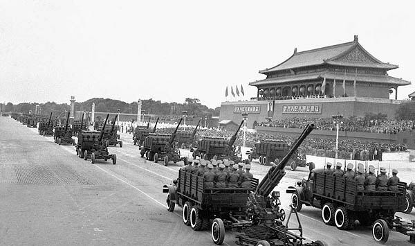 揭秘中国军队军服演变史，55式军服图解，揭秘中国军队军服演变史，从55式军服图解看变迁