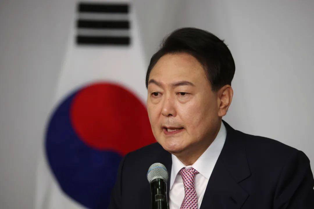 韩国第18任总统，领导国家的挑战与机遇，韩国第18任总统，国家领导面临的机遇与挑战