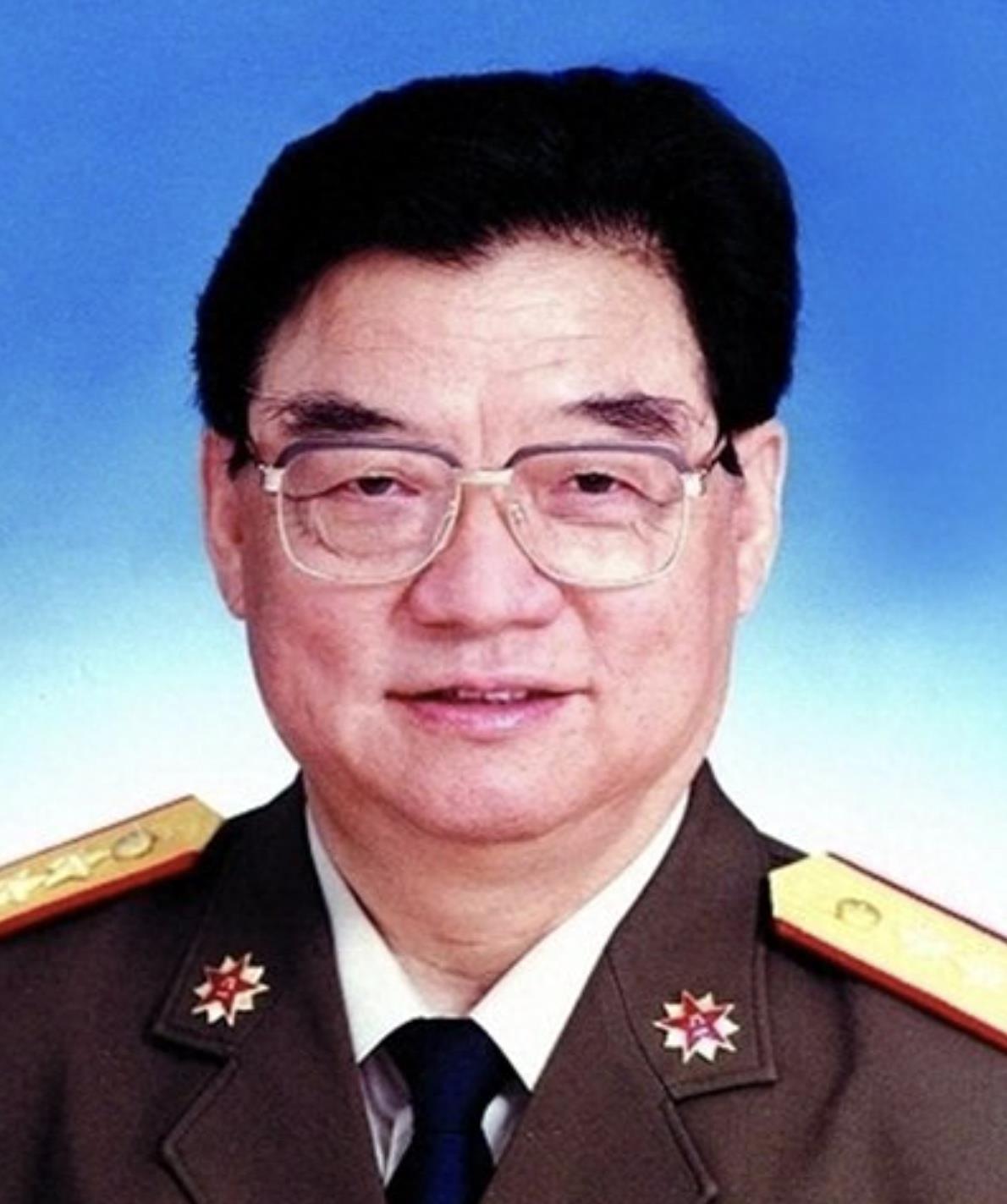 星空迷彩军衔位置，探索军事荣耀与天文浪漫交织的世界，星空迷彩军衔，军事荣耀与天文浪漫的交织世界探索