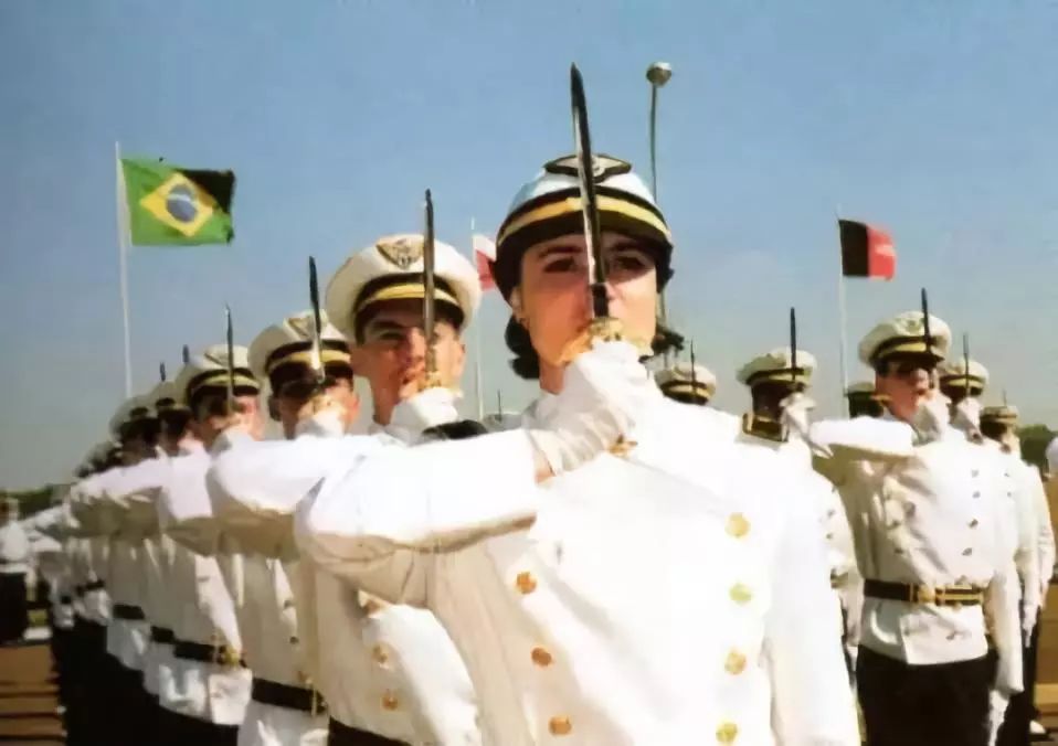 漂亮女兵，军人照片图片的魅力与力量，女兵风采，军人照片图片的魅力与力量展现