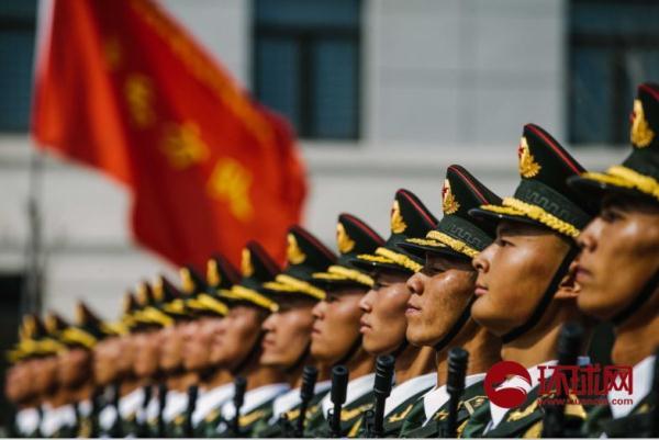三军仪仗队张洪杰的卓越生涯——一位军人简历的辉煌篇章，三军仪仗队张洪杰，卓越生涯的辉煌篇章
