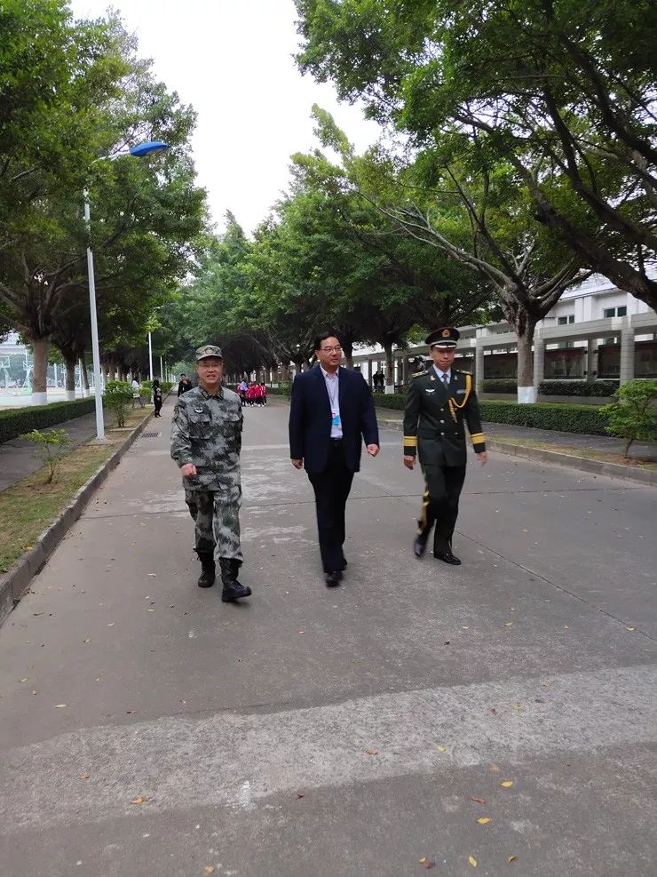 驻澳门部队珠海营区，展现军威与军民融合的典范，驻澳门部队珠海营区，军威与军民融合的典范缩影