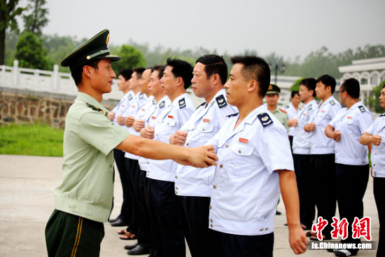 武警兵服装图片大全，历史、种类与特色，武警兵服装图片大全，历史、种类与特色详解