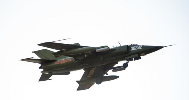 强5攻击机的最大速度,速度与力量的完美结合,强5攻击机,速度与力量的巅峰展现