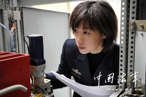 海军杨屹,年龄背后的荣耀与担当,海军杨屹,荣耀与担当的年纪风采展现