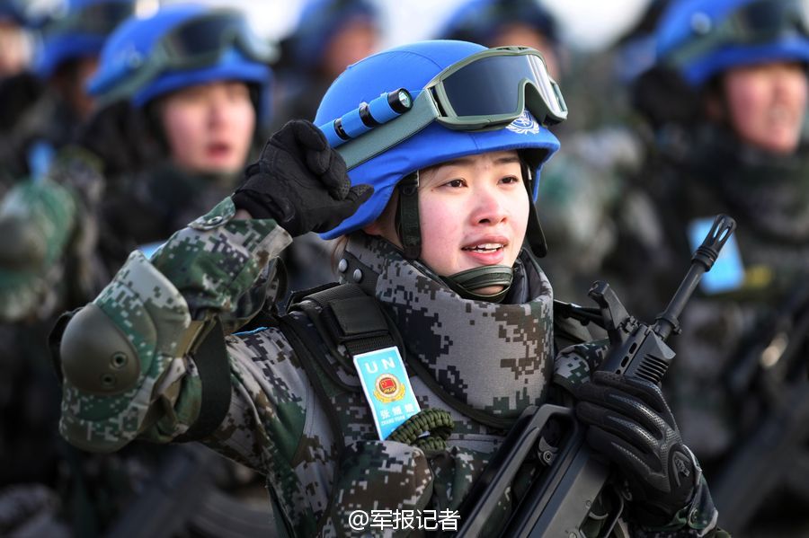 中国女兵照片高清，展现飒爽英姿的时代风采，中国女兵高清照片，展现飒爽英姿与时代风采