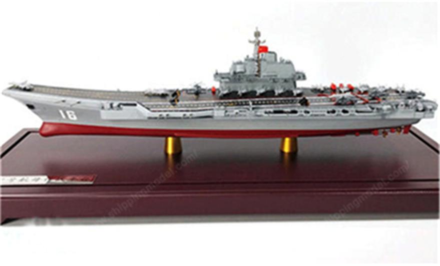 侵略者航空母舰模型，历史、制造与收藏价值，侵略者航空母舰模型，历史、制造与收藏价值探究