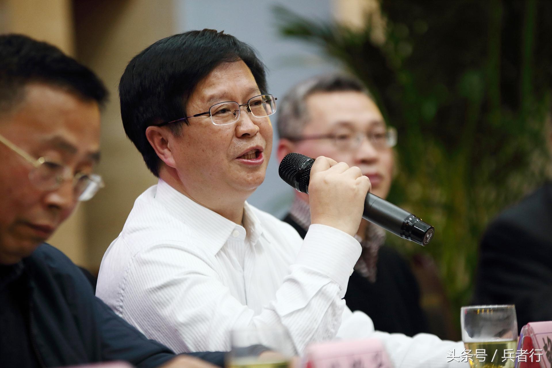 军转网军转论坛深度探究，军转论坛深度探究，军事转型与网络安全探讨