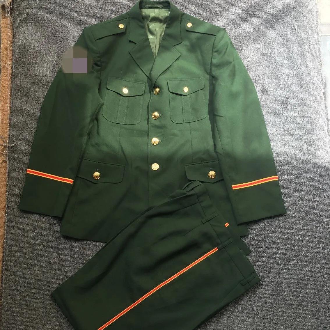 穿87式军装是否违法？解读相关法律规定与常识，关于穿87式军装的法律规定与常识解读，是否违法？