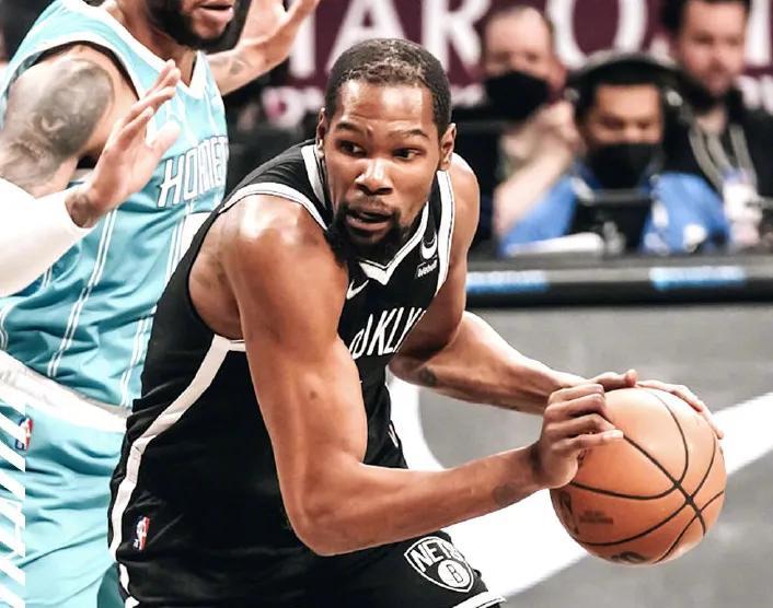 轰-6高清图,揭示中国战略轰炸机的魅力与力量,中国战略轰炸机轰-6高清图展示其魅力与力量