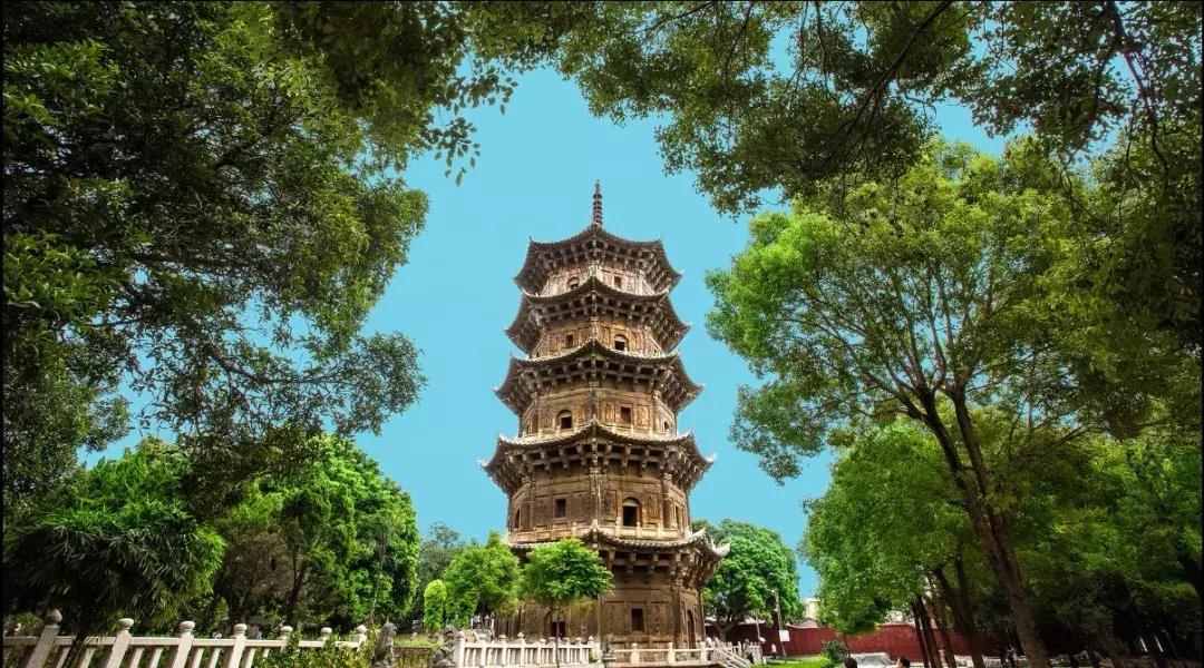 泉州城市印象，历史底蕴与现代风采的交融，泉州城市印象，历史底蕴与现代风采的交融处