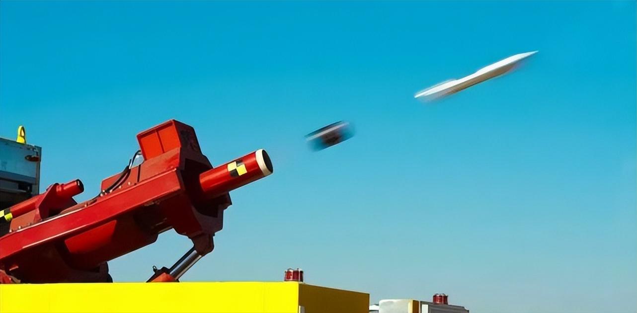 福建舰标排水量解析,揭示中国海军新力量的核心数据,福建舰标排水量解析,揭示中国海军新力量的核心数据揭秘