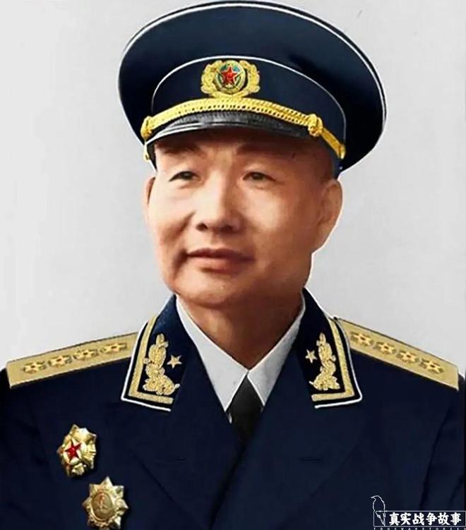 中国人民解放军海军肩章,荣耀的象征与力量的展现,中国人民解放军海军肩章,荣耀与力量的标志