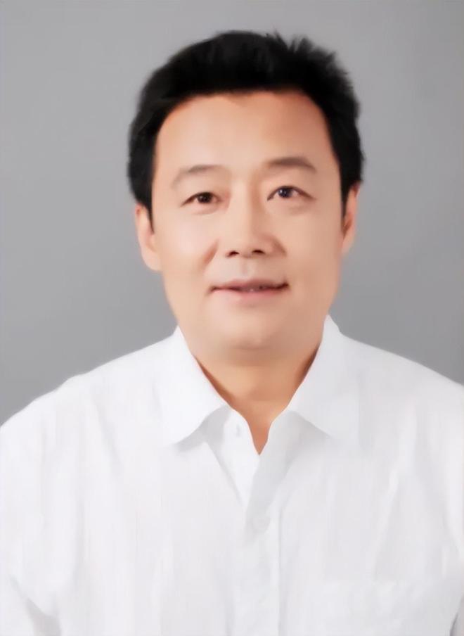 国防大学校长现任班子及其领导下的国防教育事业，国防大学现任校长班子及其引领下的国防教育事业展望