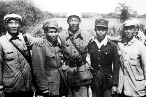四野解放海南战役，历史中的伟大转折，四野解放海南战役，历史转折的壮丽篇章