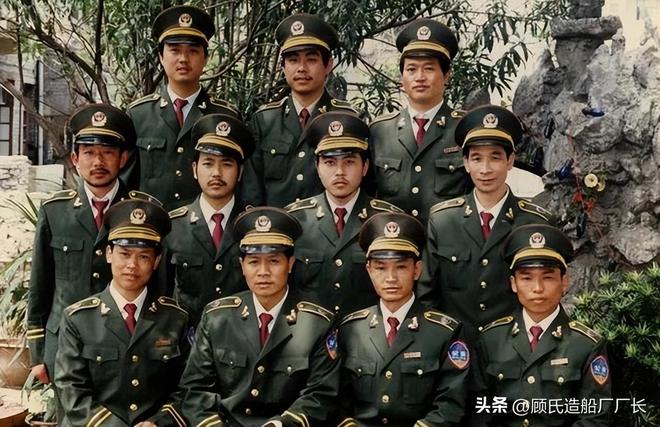 中国武警的衣服,荣耀与责任的象征,中国武警制服,荣耀与责任的标志