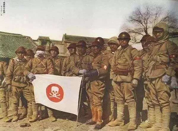 日本与中国，强大的对比与反思，中日对比，强大与反思的交汇点