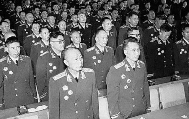 第13集团军副军长简历深度解析，第13集团军副军长简历深度剖析