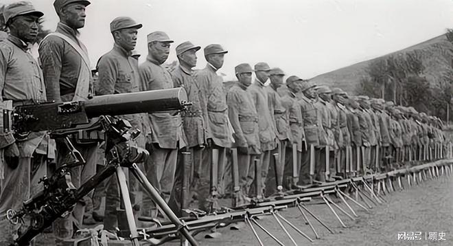 夜袭阳明堡阅兵方阵,英勇与荣耀的交织,夜袭阳明堡阅兵方阵,英勇与荣耀的辉煌瞬间