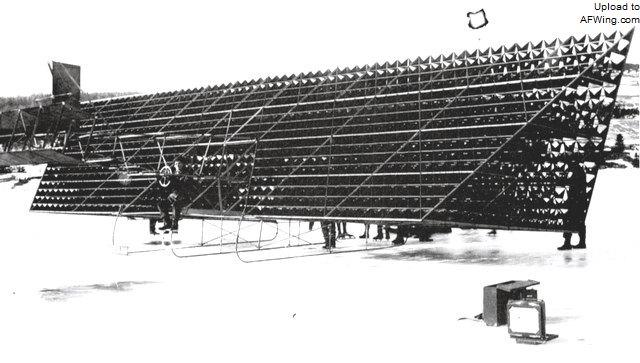 揭秘歼-15战斗机机翼折叠技术,一张照片的启示,揭秘歼-15战斗机机翼折叠技术,一张照片的深度解析