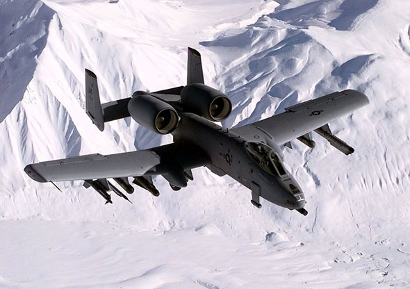 揭秘A-10攻击机的卓越性能与资料详解,揭秘A-10攻击机的卓越性能与详细资料解析