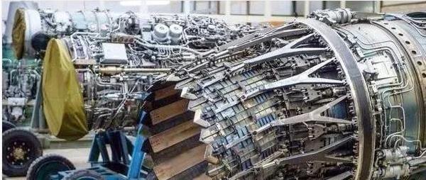 苏-57,揭示新一代战斗机的风采,苏-57展现新一代战斗机卓越风采