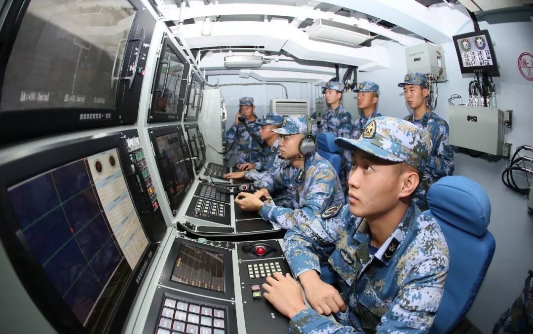 海南舰远海首秀,展现中国海军力量的崭新篇章,海南舰远海首秀,中国海军力量的全新篇章亮相