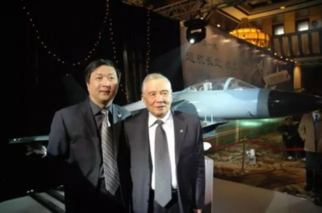 歼-10总设计师杨伟的卓越生涯,歼-10总设计师杨伟,卓越生涯的辉煌篇章