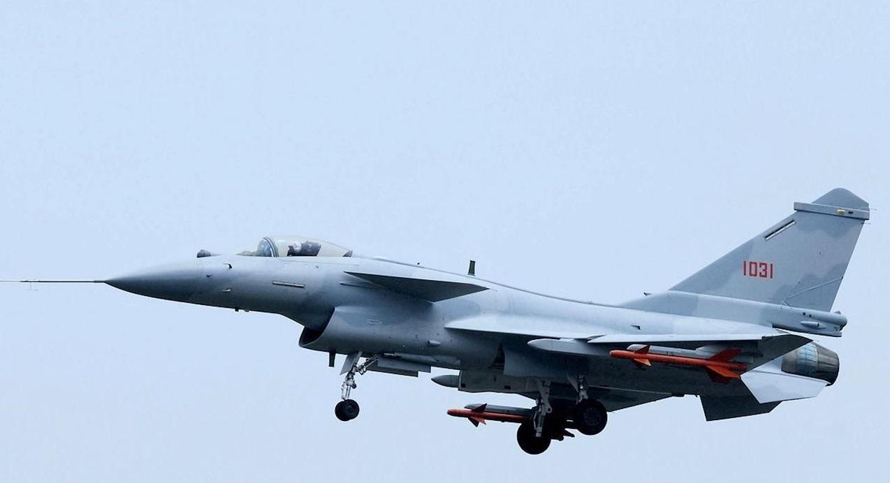 歼-10战斗机高清图集,揭示中国空军力量的独特风采,歼-10战斗机高清图集,展现中国空军独特风采的力量展示