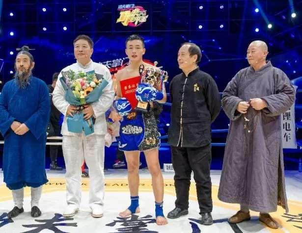 探究32期王中王一肖中特图的独特魅力与深层含义,探究王中王一肖中特图的独特魅力与深层内涵