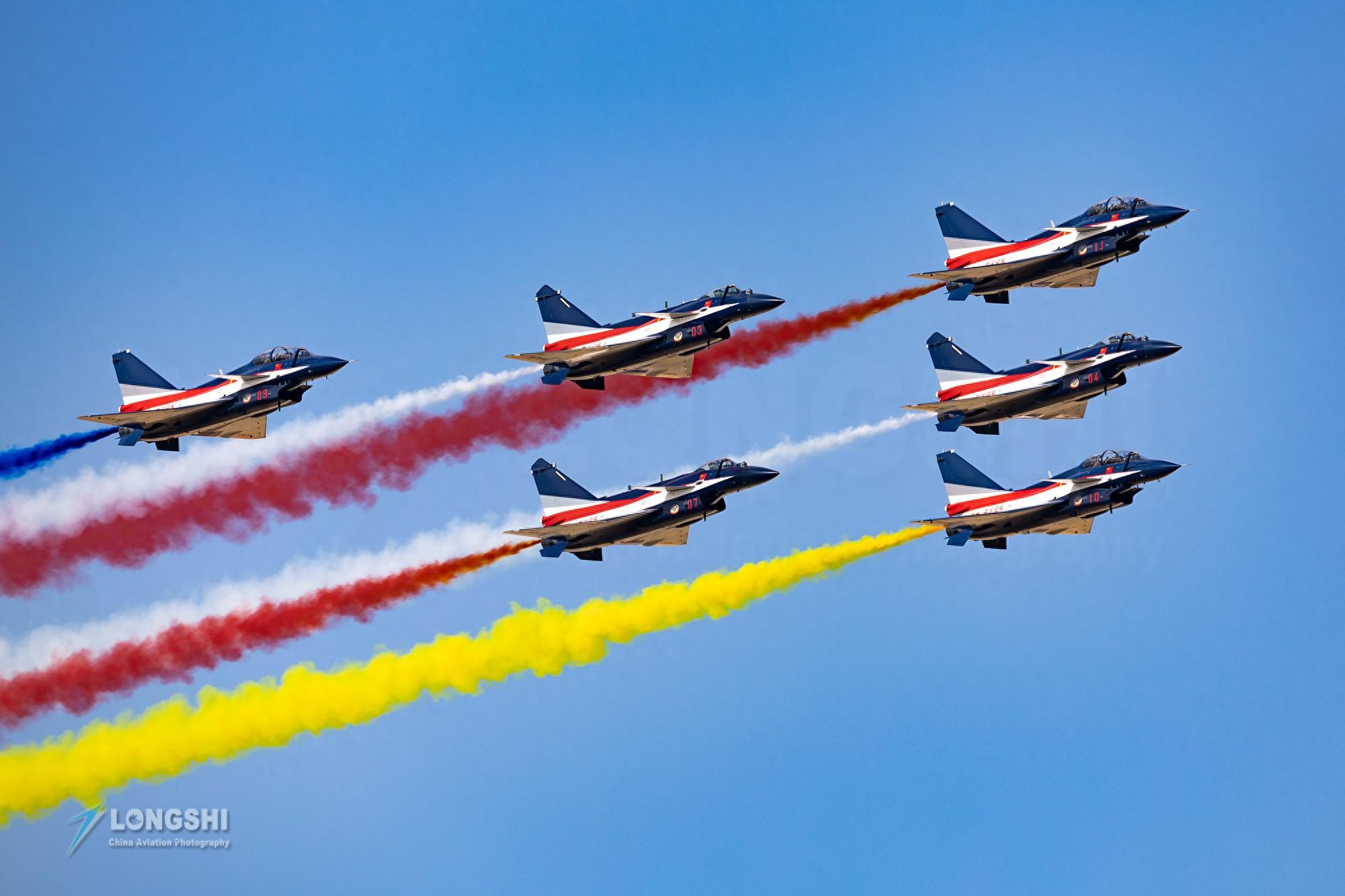 空军八一图片大全,荣耀与力量,空军八一图片集锦,荣耀与力量的象征