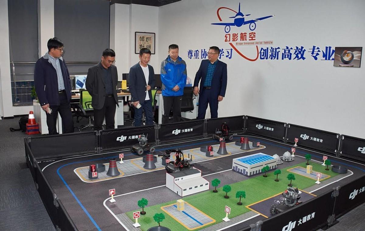 大疆无人机培训收费，探索行业现状与发展趋势，大疆无人机培训收费现状与发展趋势探索