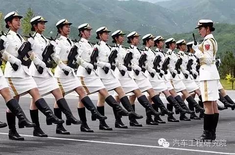 阅兵式打头阵的方队,荣耀与力量的展现,阅兵式先锋方队,荣耀与力量的璀璨展现