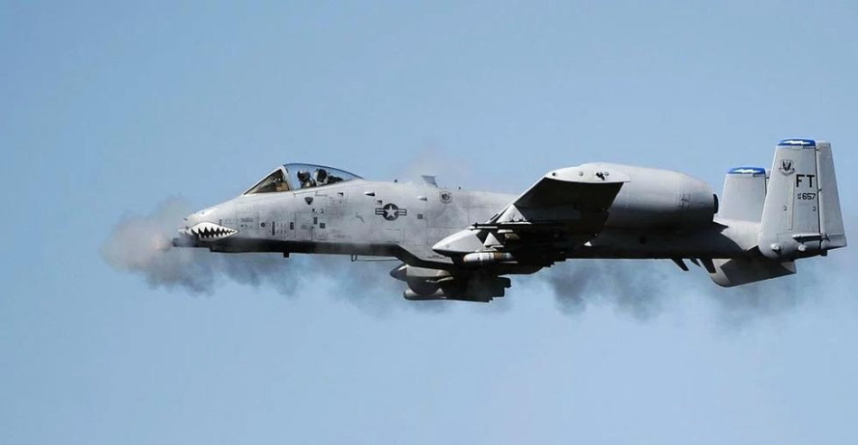 A-10攻击机的作战能力,强大的战斗力量与卓越的任务执行力,A-10攻击机的强悍战斗能力与卓越任务执行力解析