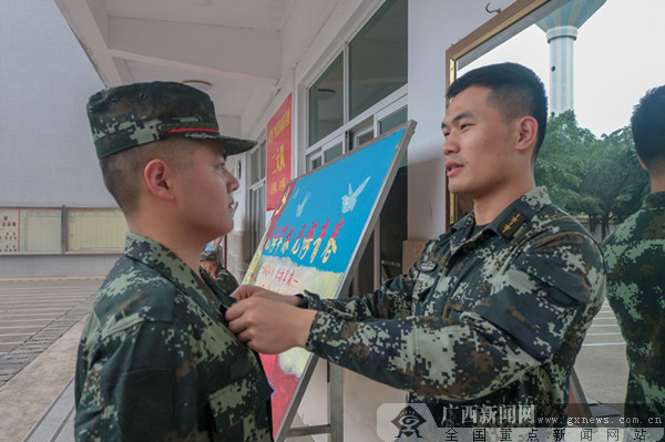 武警新兵服装,荣耀与责任,武警新兵服装,荣耀与责任的象征