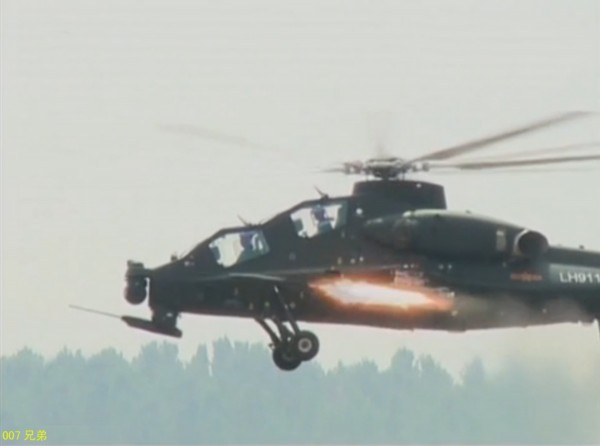 武直-19发射导弹,空中力量的锐利之剑,武直-19导弹发射,空中力量的锋芒之剑