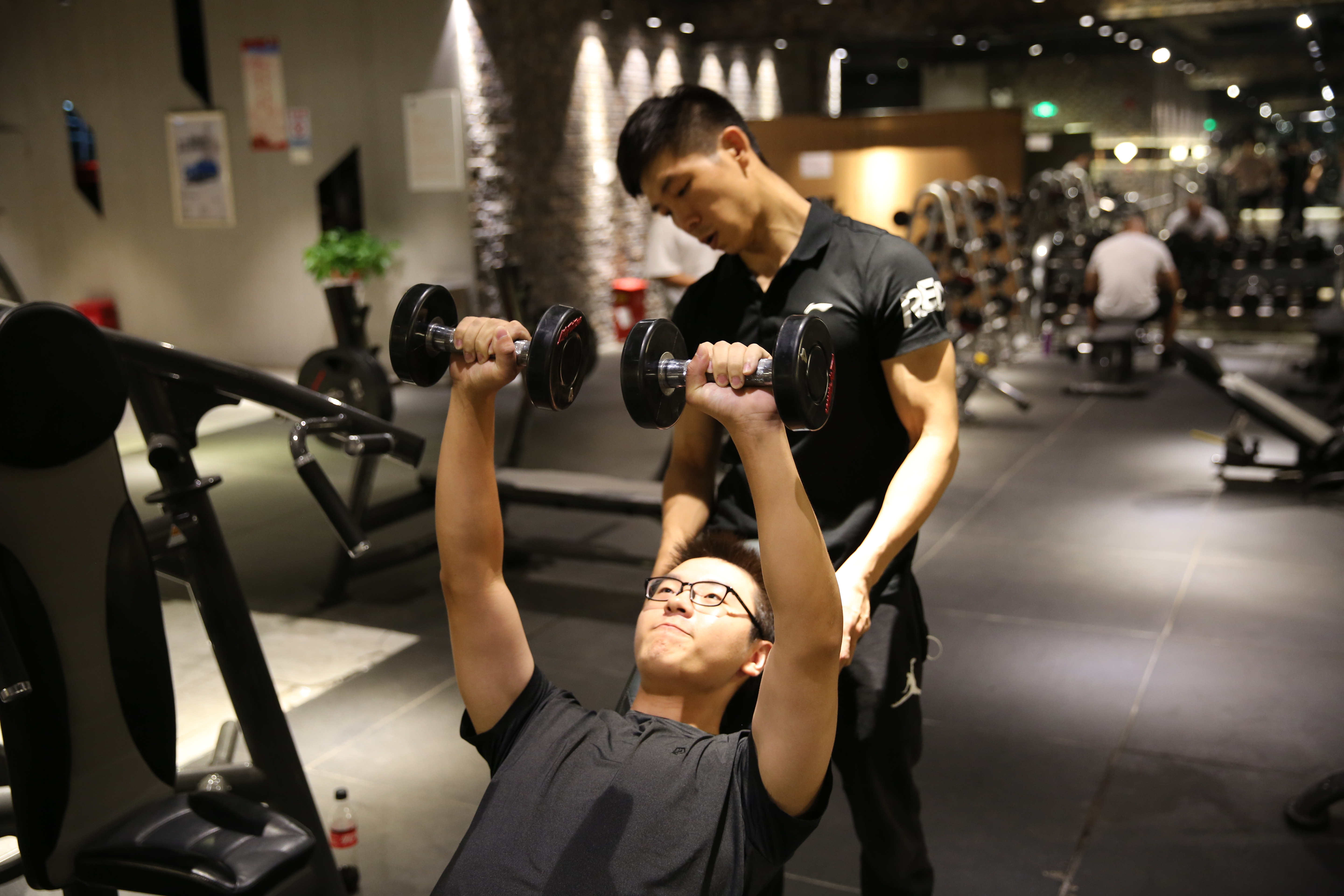 体育学校培训健身教练，塑造健康生活的关键力量，体育学校培育健身教练，塑造健康生活的核心力量