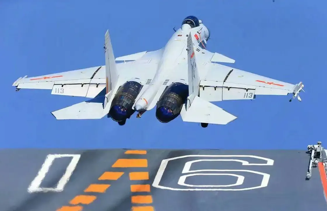 歼-15战斗机发动机,动力之翼,中国航空工业的骄傲,歼-15战斗机发动机,动力之翼——中国航空工业的辉煌骄傲