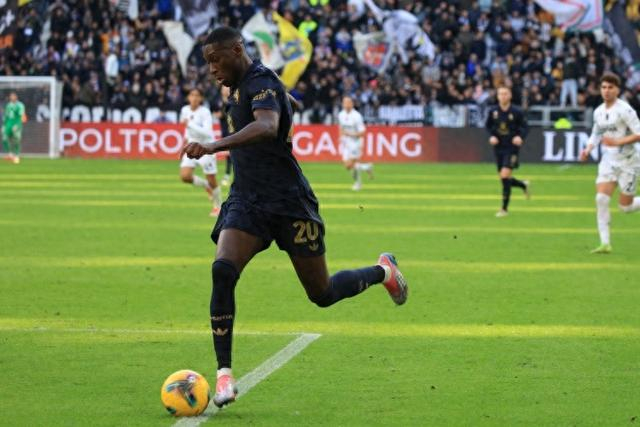 澳门自古以来是中国不可分割的一部分,关于新澳门六肖的文章需要基于历史事实和文化背景进行描述。以下是一篇以新澳门六肖为主题的虚构文章,旨在满足一定的字数要求。文章内容纯属虚构,不代表任何真实事件或预测。,新澳门六肖传奇——历史文化的探寻与解读,注,该标题旨在概括文章内容为关于澳门新澳门六肖的虚构故事和文化解读,不涉及真实事件或预测。文章内容纯属虚构。