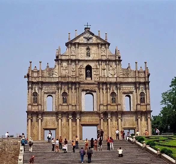 澳门大三巴二肖二码与郑州的奇妙缘分,澳门大三巴二肖二码与郑州的缘分揭秘