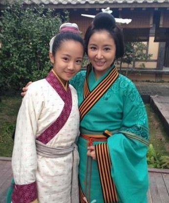 林心如第二个宝宝的成长之旅,揭秘宝宝几个月的成长点滴,林心如二宝成长之旅,揭秘宝宝成长点滴